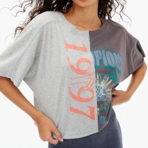 Aeropostale Two-Tone Graphic Crop Tee